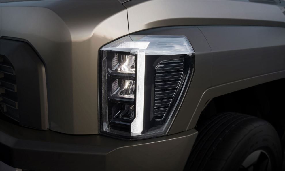Faróis e luzes diurnas em LED da Kia Tasman